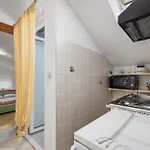 Apartman Izabela *